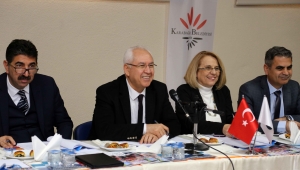 Karabağlar'da muhtar toplantıları sürüyor