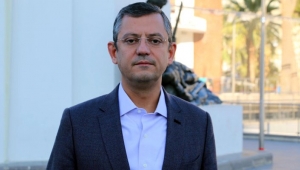 Karşıyaka'da Ayın Konuğu Özgür Özel