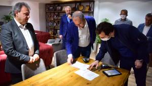 Bornova'da kapıda vergi tahsilatı 