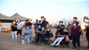 Arazi nöbetine zeybek gösterisiyle destek verdiler