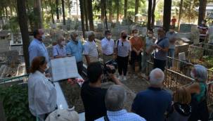 Usta Edebiyatçı Tarık Dursun K. kabri başında anıldı