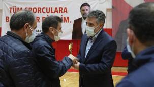 Bayraklı'da Anlamlı Turnuva