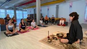 Dünya Yoga Günü etkinliğine büyük ilgi