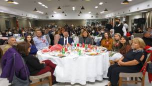 Bayraklı'da Öğretmenler Günü İçin Kutlama Yemeği 