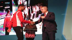 Avrupa'nın En Büyük "Kariyer Fuarı" Açıldı