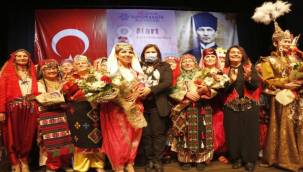 Aydın'da Kadınlar Gününe Özel Defile