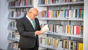 İzmir'de her mahalleye bir kütüphane kuruluyor