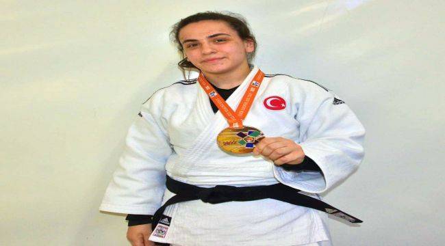 Milli Judocu Sümeyye Kaya'dan Altın Madalya
