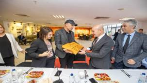 Soyer Bingöllü muhtarlarla buluştu