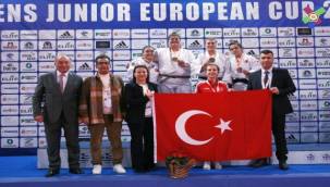 Yunusemre Belediyespor Atina'dan Bronz Madalya İle Döndü