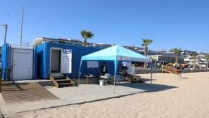 Altınkum Plajı'nda şezlong ve şemsiye hizmeti başladı