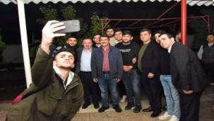 Başkan çelik öğrencilerle beraber sahur yaptı