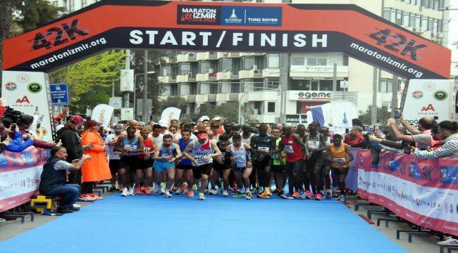 Yeni rekora Maraton İzmir ev sahipliği yaptı