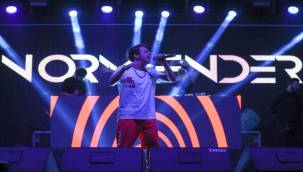 Buca'da Norm Ender ile 19 Mayıs coşkusu