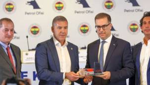 Petrol Ofisi, Fenerbahçe Kadın Futbol Takımı'nın sponsoru oldu