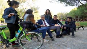 "Yeşil bir üniversite için sürdürülebilir politikalar üretmeye devam edeceğiz"