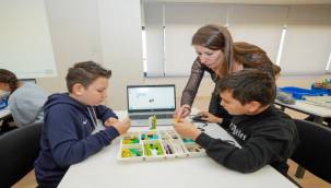 Geleceğin Bilişimcileri Gaziemirli Çocuklar