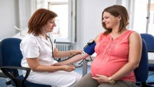 GEBELİK ZEHİRLENMESİ ERKEN DOĞUMA NEDEN OLMASIN! 