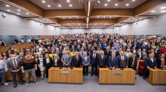 Soyer: Bütün İzmir'i kucaklamaya devam edeceğiz