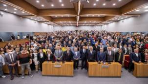 Soyer: Bütün İzmir'i kucaklamaya devam edeceğiz