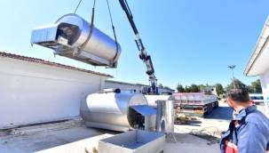 Hataylı süt üreticilerine İzmir'den tank desteği