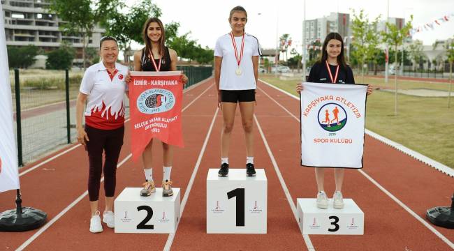 Semra Aksu Atletizm Pisti'nde bayram coşkusu!