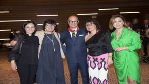 İzmir İtalyan Ticaret Odası Başkanı Alba'ya Büyük Onur