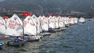 Narlıdere'de Yelkenler, Kurtuluşun Kahramanlarına Saygı İçin Açılıyor