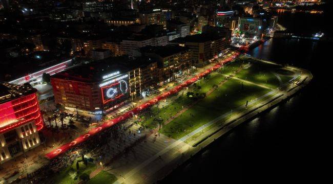 Cumhuriyet coşkusu İzmir'in her yerine yayılacak 