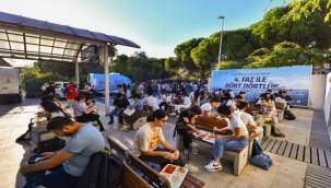 İzmir'de üniversite öğrencileri yine unutulmadı 