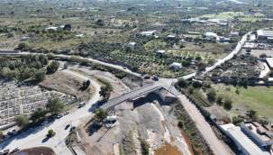 Nif Çayı Köprüsü yenilenerek trafiğe açıldı