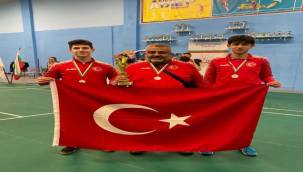 15 Yaş Altı Badminton Millilerimiz Balkan Şampiyonu Oldu