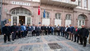 Başkan Soyer İzmir'deki Erzurumlularla Buluştu