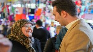 AK Partili Çiftçioğlu, Karşıyaka'yı karış karış geziyor "Vatandaş CHP'den memnun değil, değişim istiyor"