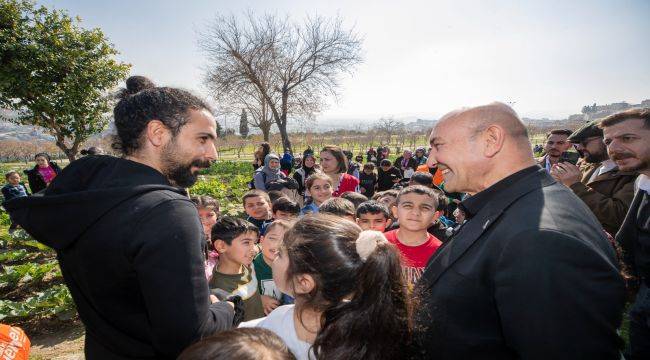 Kadifekale'de Başkan Soyer için bayram gibi bir gün