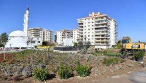 Narlıdere Metrosu çiçek açıyor