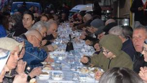 Buca'da 2 Bin Kişilik İftar