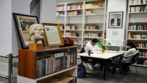 Karşıyaka Belediyesi'nden Kütüphane Haftası'na özel söyleşi