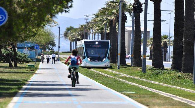 İzmir'in tramvay hatları için araç alım ihalesi yapıldı