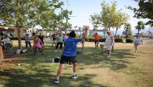 Konak'ın Parklarında Sağlık Var: Önce Spor Sonra Tarama 