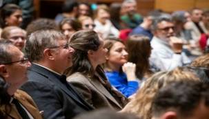 Muhteşem İzmir Prömiyeri