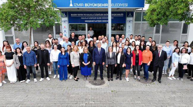 "İzmir, Gurur Duyulası Bir Şehir"
