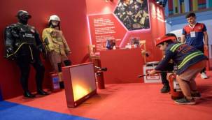 Alevler sanal, heyecan gerçek