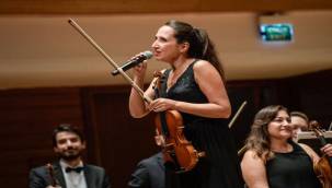 İzmir Oda Orkestrası yeni sezona kapalı gişe başladı
