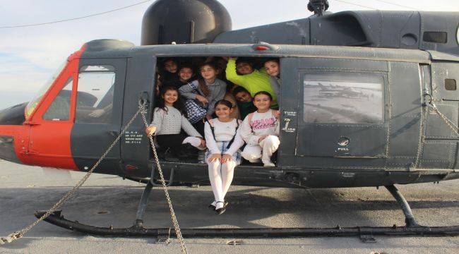 Öğrenciler dil becerilerini gezerek pekiştiriyor