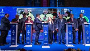 "Gururla, umutla ve kararlılıkla İzmir'in geleceğini inşa ediyoruz"