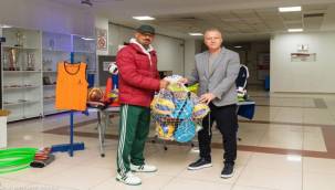 İzmir'de spor okul sıralarına taşınıyor