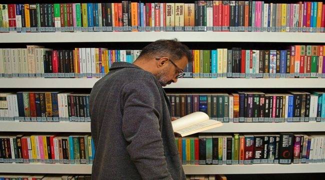 Kitap kurtları, İzmir'in kütüphanelerini çok sevdi