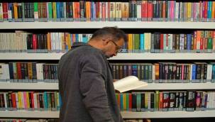 Kitap kurtları, İzmir'in kütüphanelerini çok sevdi