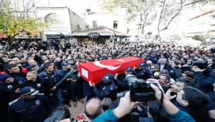 Manisa'nın ilk kadın belediye başkanı Gülşah Durbay son yolculuğuna uğurlanıyor